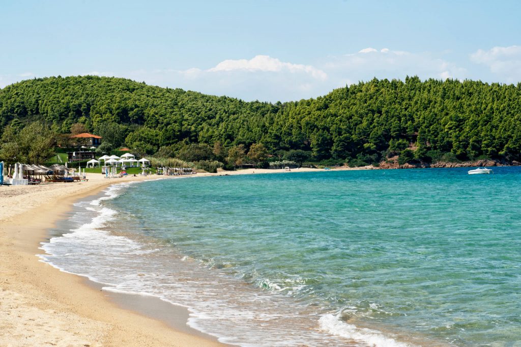 Παραλία Κομίτσα