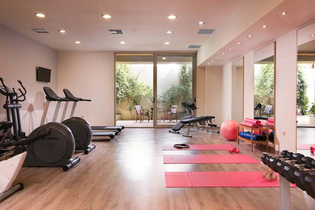 kassandra-palace-hotel-fitness-studio-700&#215;500