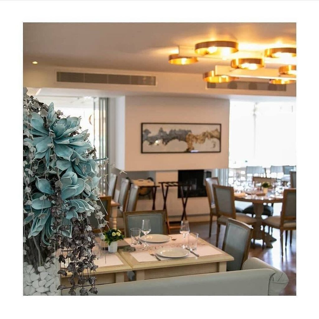 Kritikos Gallery & Restaurants