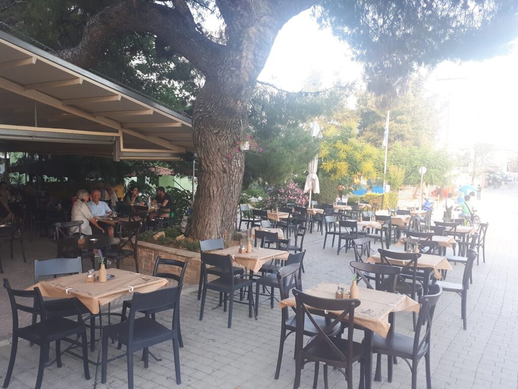 Παραδοσιακό Καφενείο Ο Νίκος