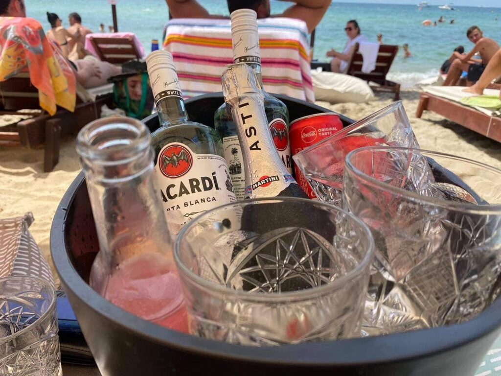 hideout3