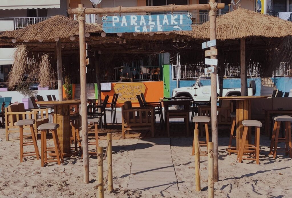 Paraliaki Cafe Creperie