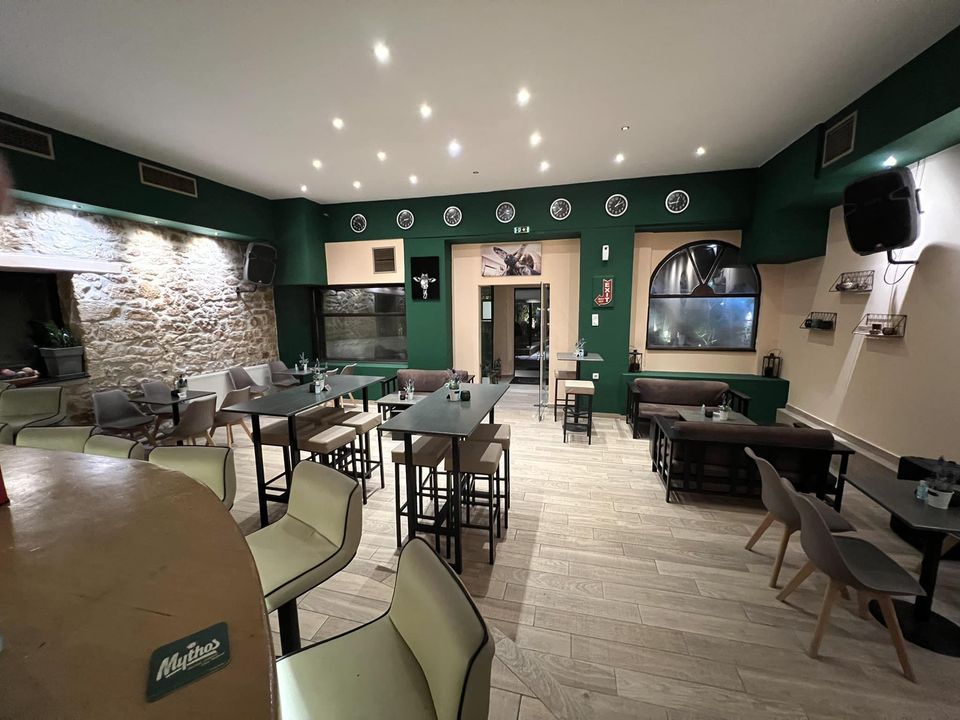 Repio Cafe Bar