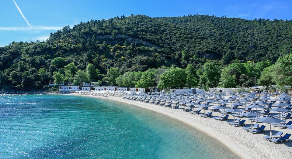 Manassu Beach Bar and Restaurant