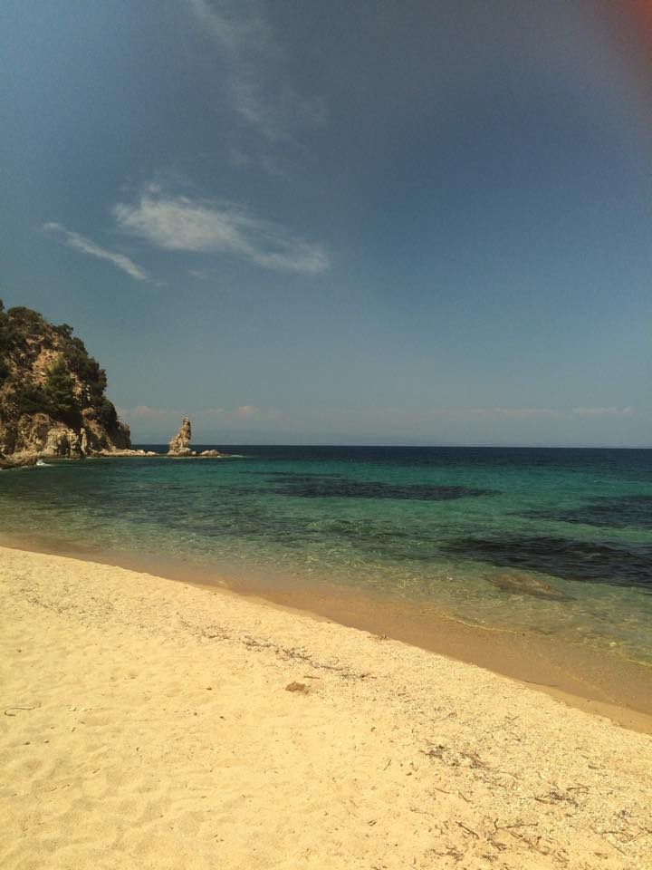 Rodia Beach Bar