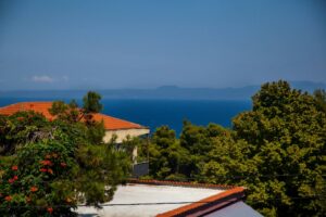 Adonis Hotel