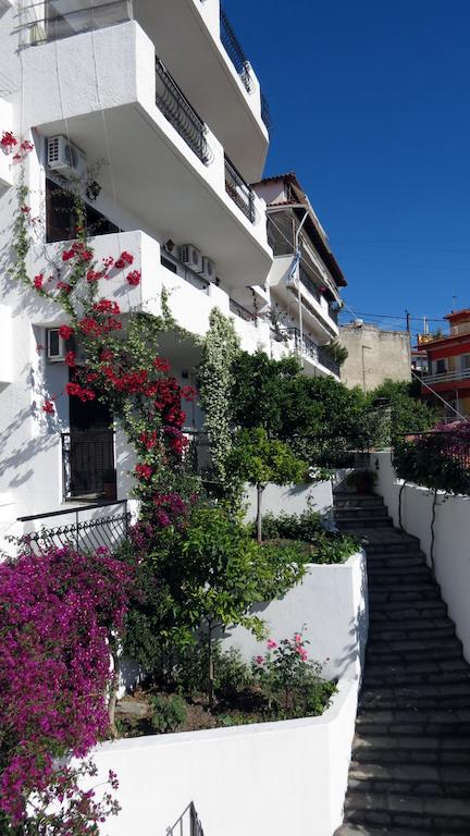 ARIA’S HOUSE Studios & Apartments