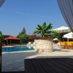 Leonidas Apartments and suites