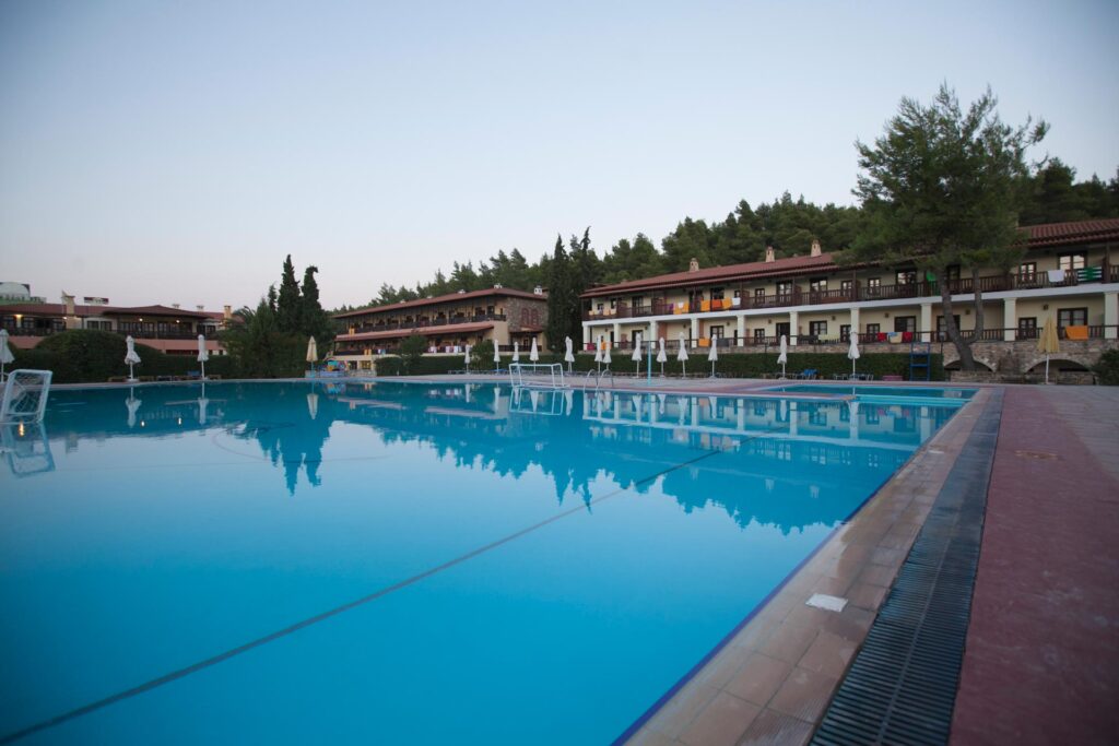 Simantro Resort