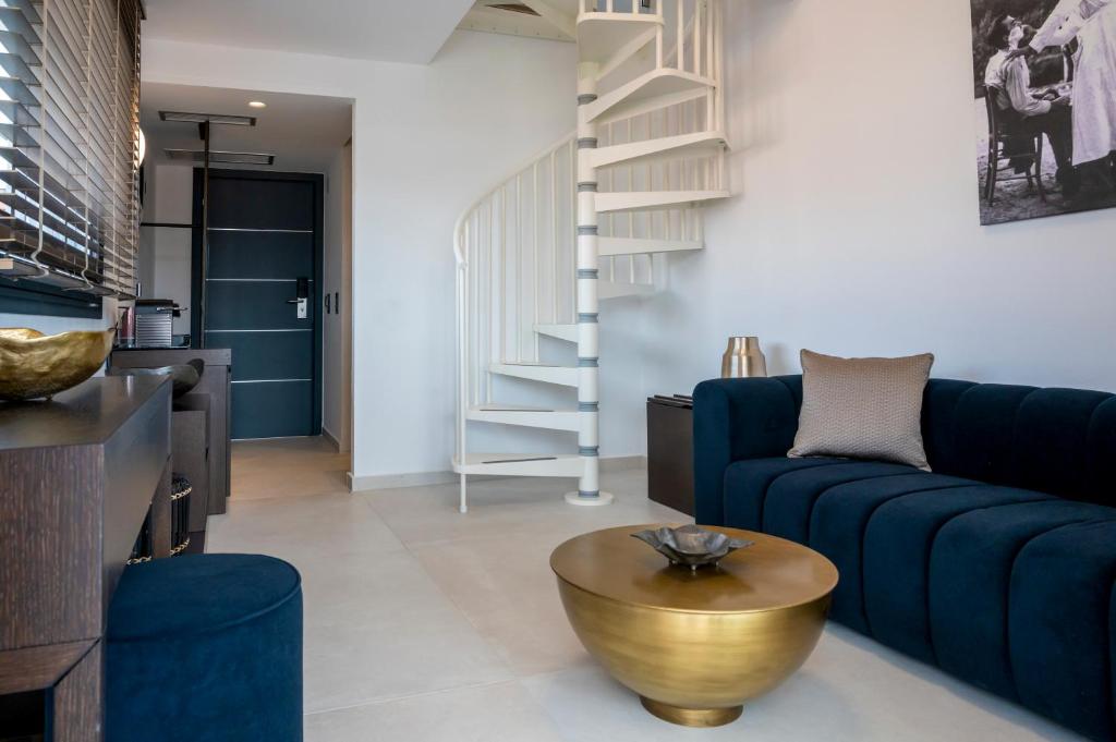 Alexandrion Apartments2