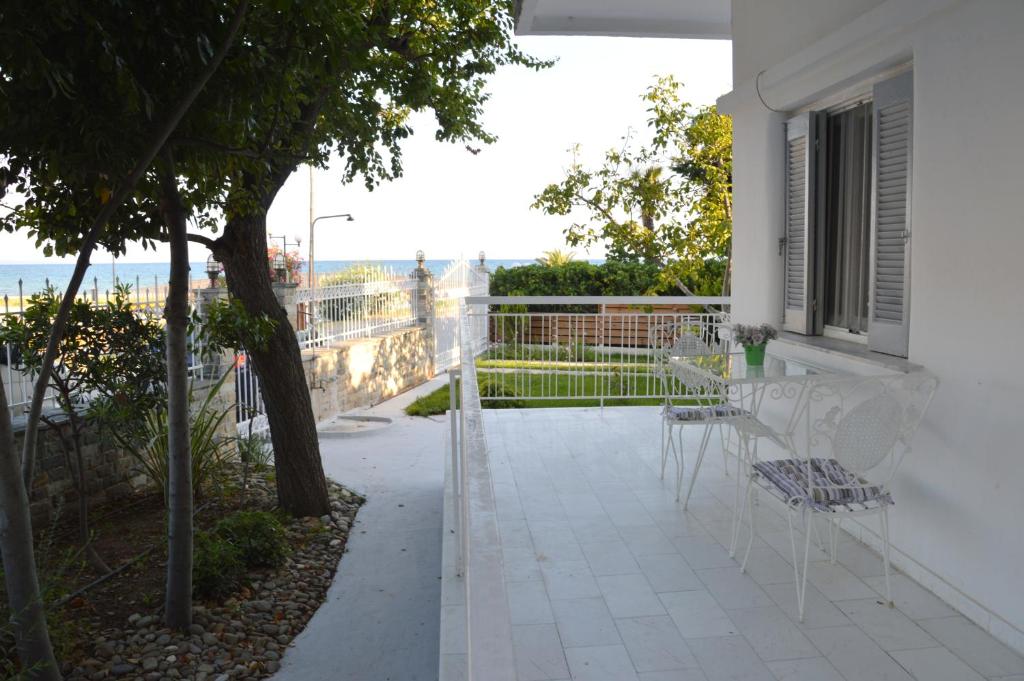 Antony Apartments3
