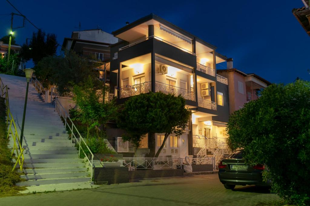 Family Inn Apartments & suites