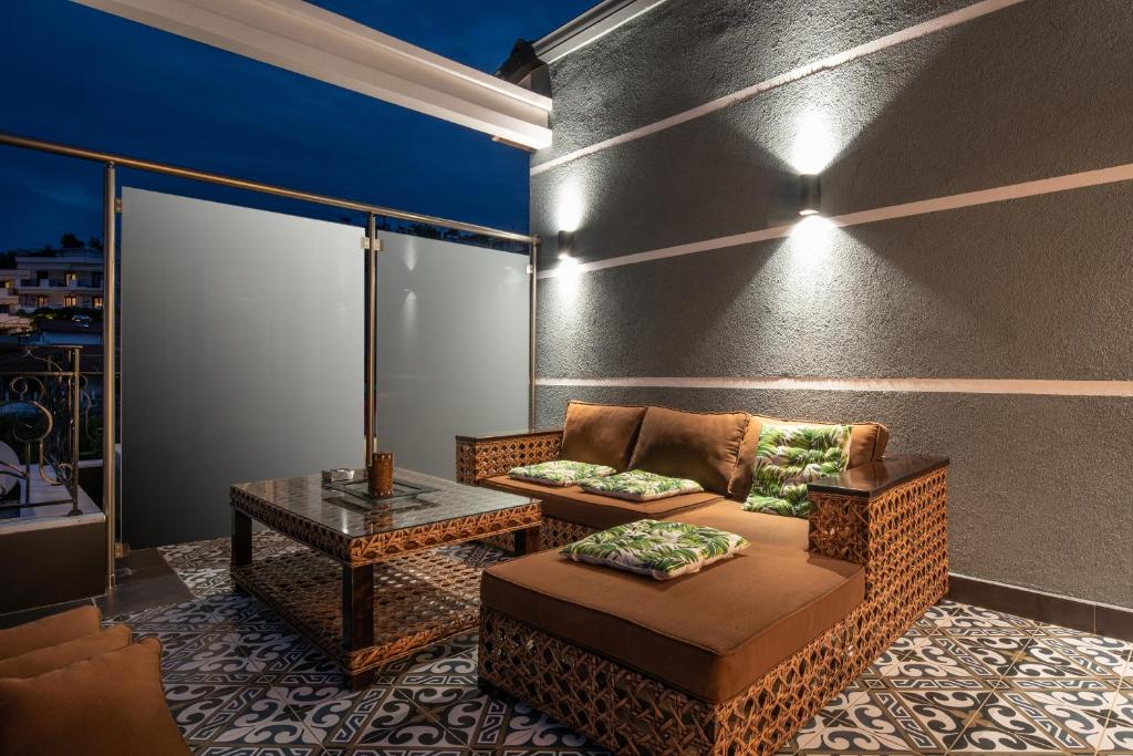 Pela Veranda Exquisite Suites5