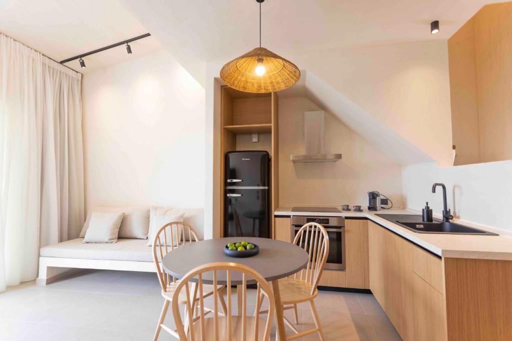 Pnoes Luxury Suites5