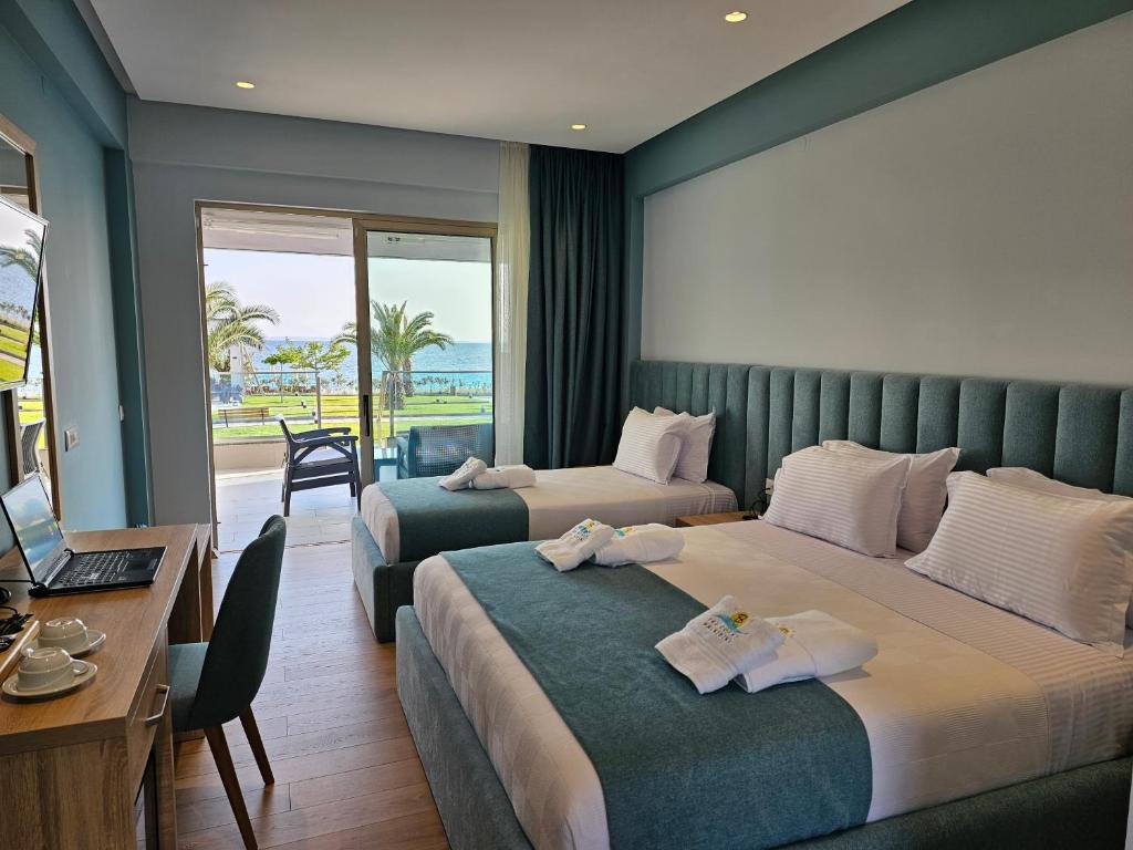 Seacoast Resort4