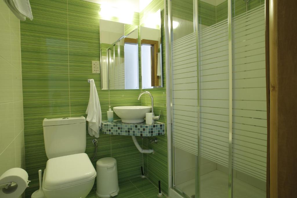 Stratos Hotel3