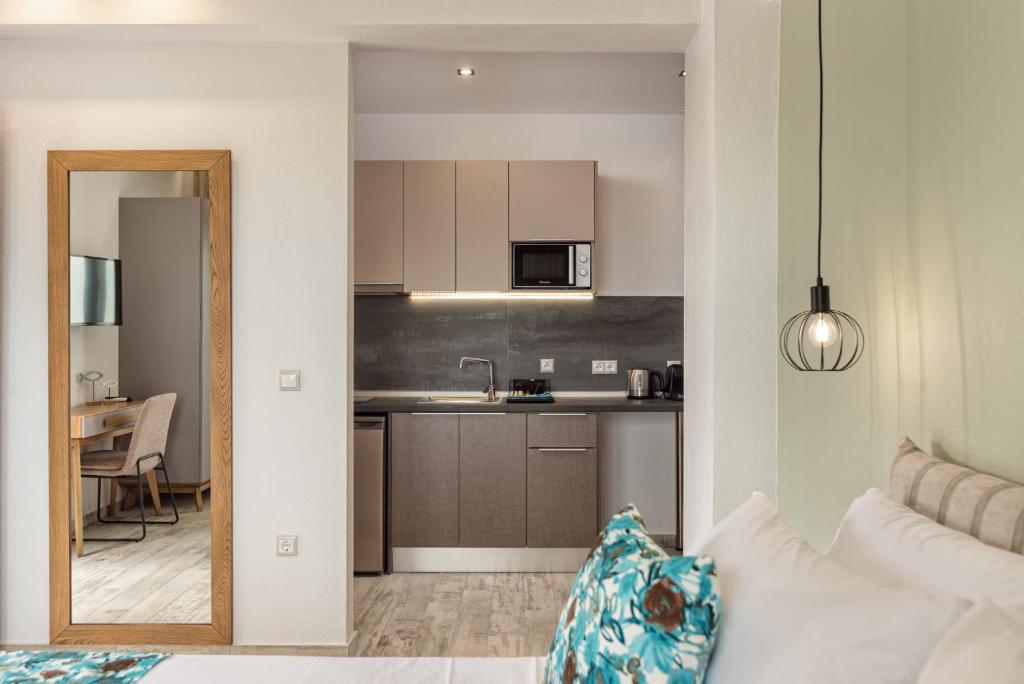 THEA Luxury Apartments6