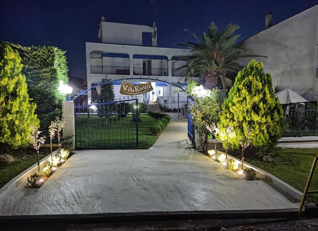 Villa Riviera