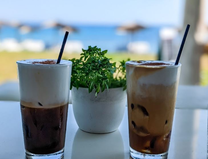 White Season Beach Bar-Χαλκιδική