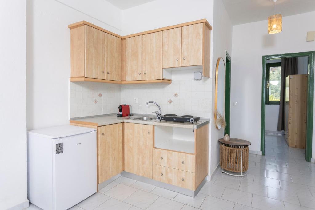 d-&#038;-g-apartments2