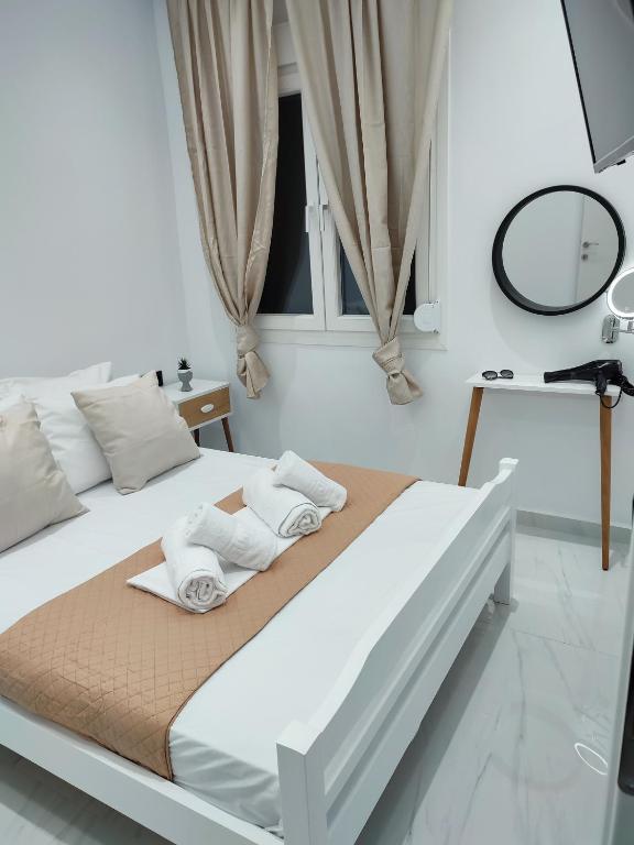 alexander luxury apartments &#038; studios