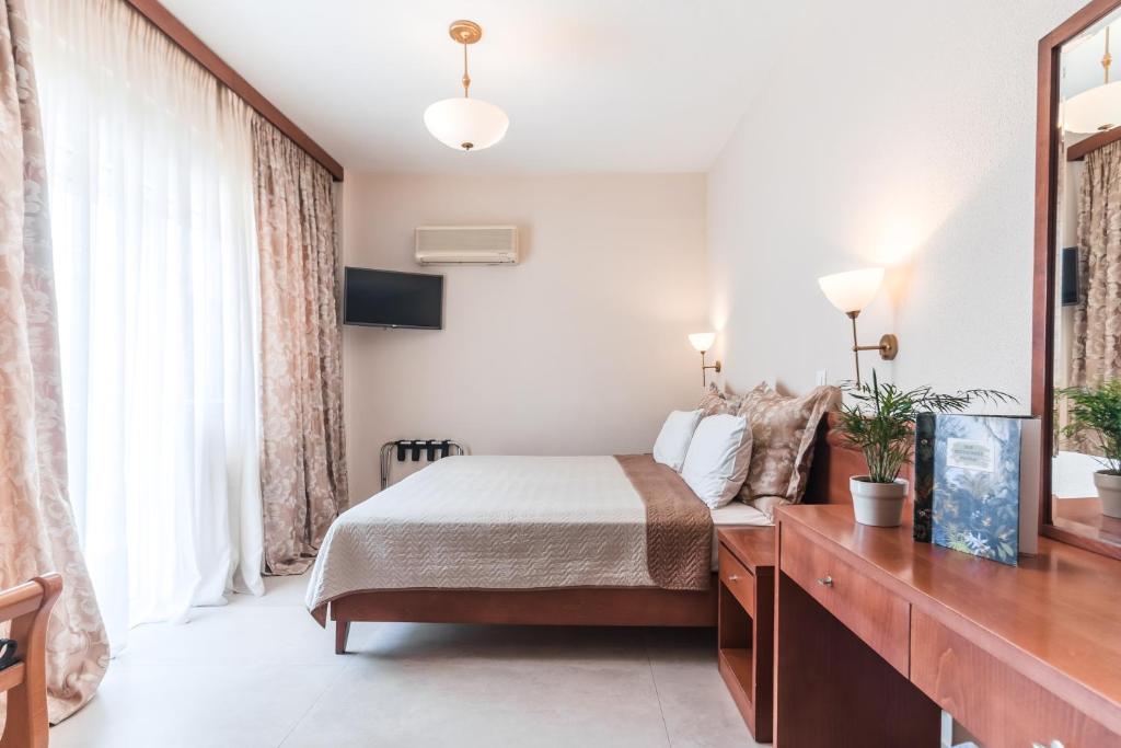 hotel alkyonis