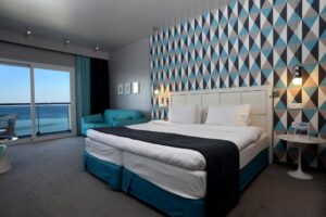 Golden Star City Resort