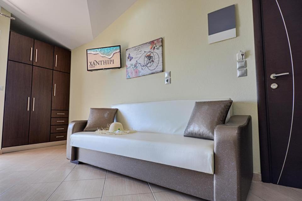 studios xanthipi