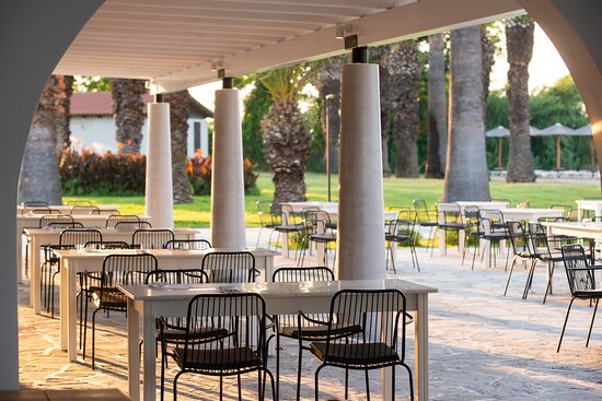 Magnolia Mediterranean Restaurant