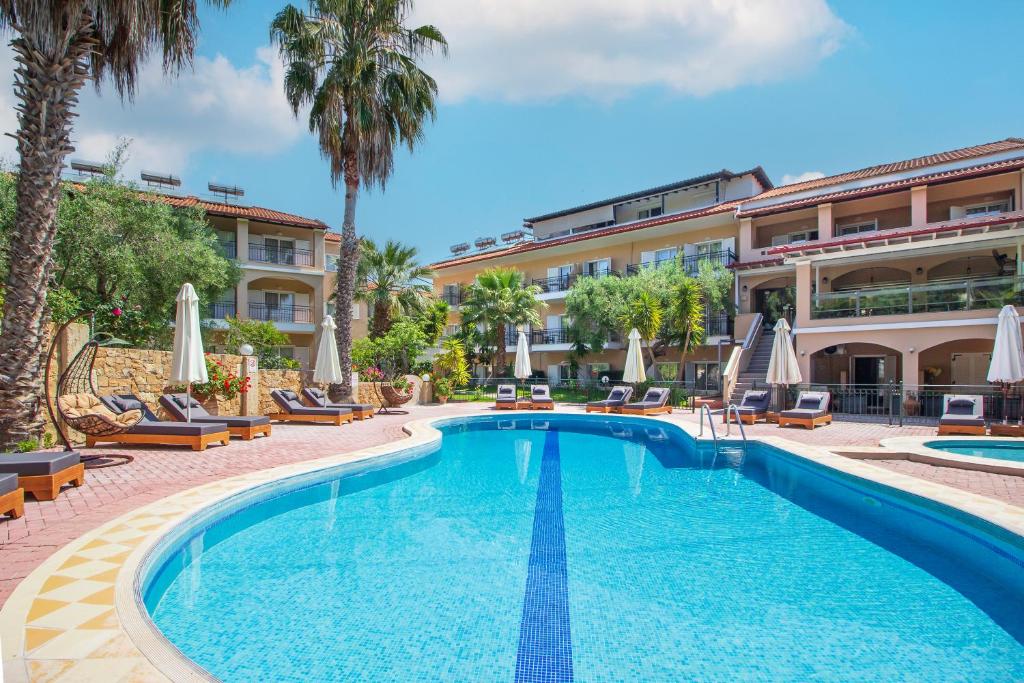 Aloni Hotel