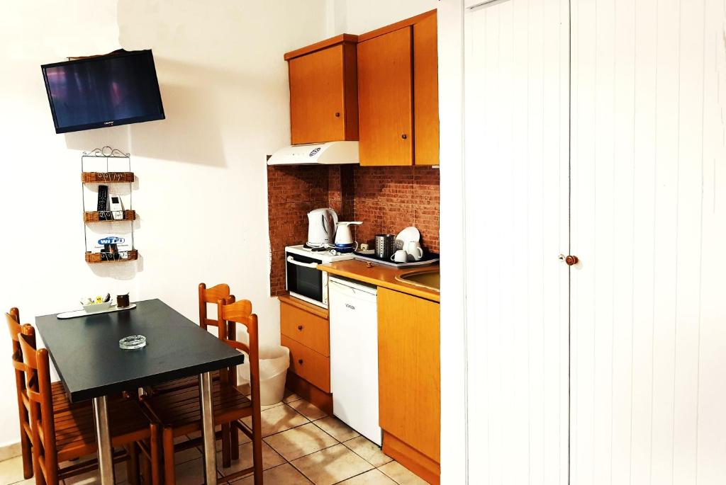 pension antonakis
