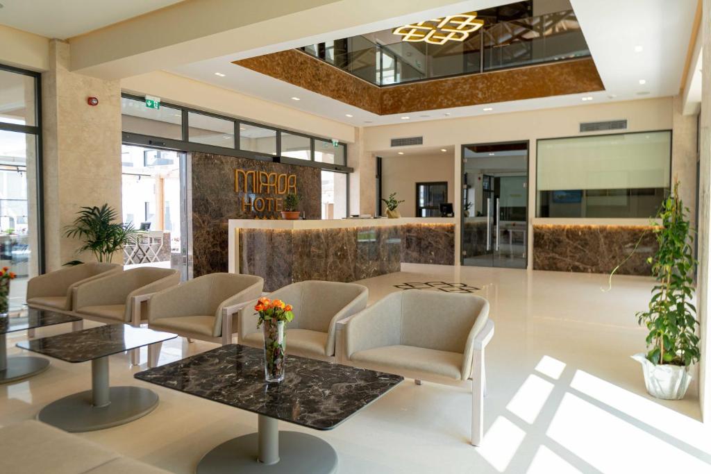 mirror hotel