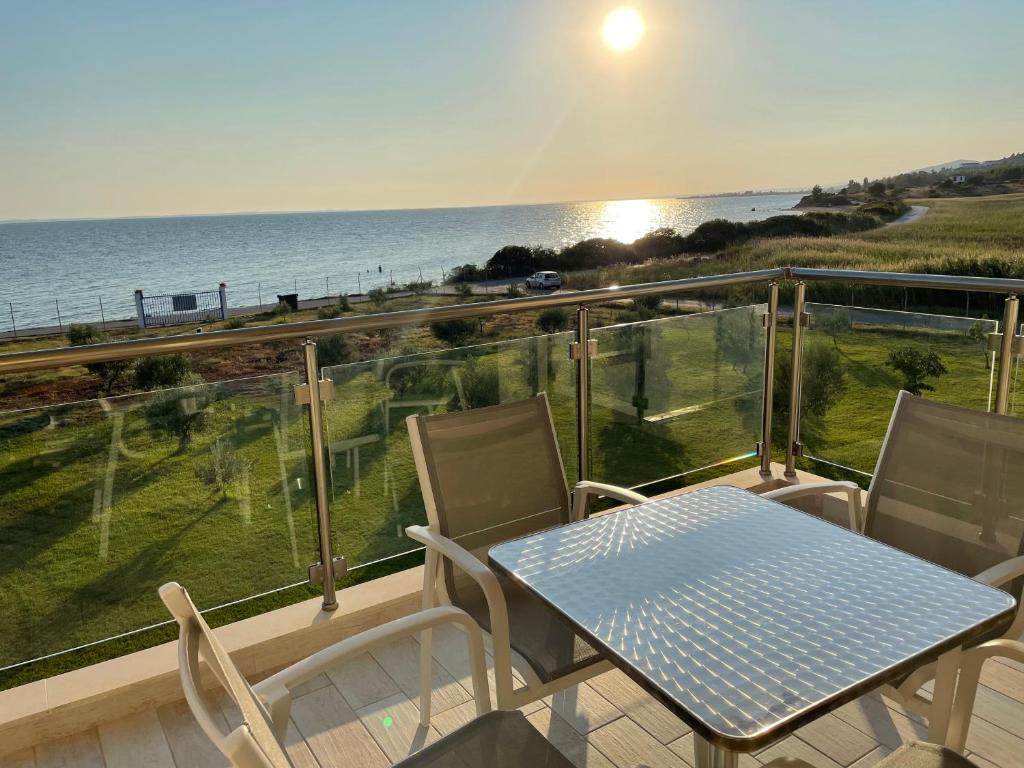 Kalivas beach house 4