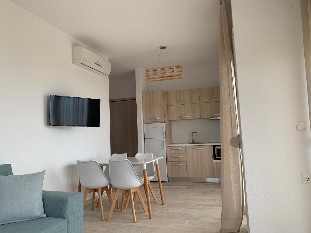 Kalivas beach house 5