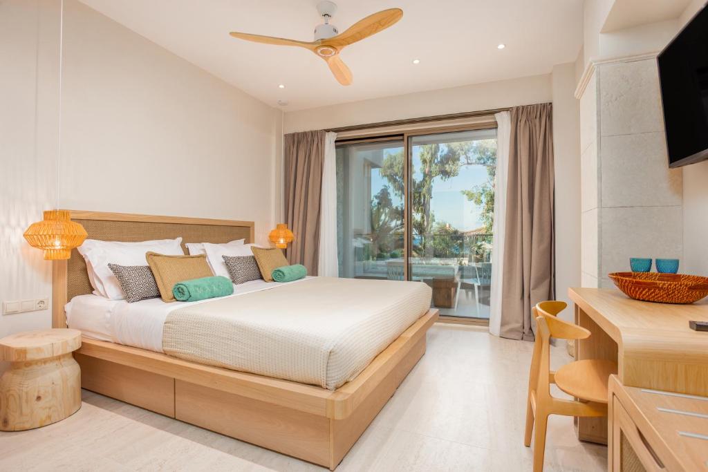 Mako Sea &#038; Suites2