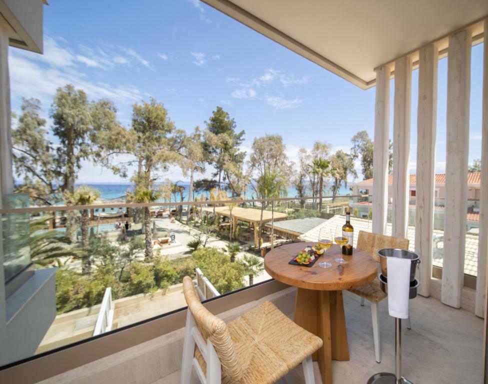 Mako Sea &#038; Suites5