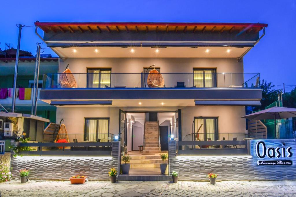 Oasis Luxury Rooms